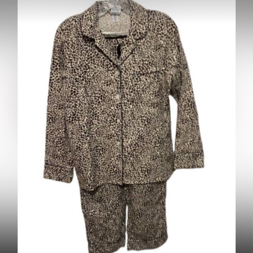 Lands'End Women's Animal Print Button Down Notch Collar Sleepwear Pajama…